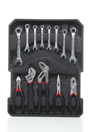 Klucze Zestaw 188 elementów KD314 Aluminiowa walizka