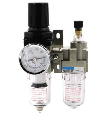 Reduktor ciśnienia z odwadniaczem i smarownicą 1/2 KD1496