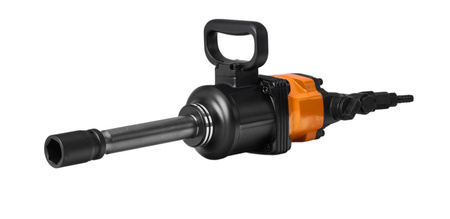 KLUCZ UDAROWY PNEUMATYCZNY 1" 5500Nm + WALIZKA + 2 nasadki KD5781