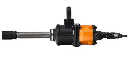 KLUCZ UDAROWY PNEUMATYCZNY 1" 5500Nm + WALIZKA + 2 nasadki KD5781